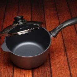 Swiss Diamond | HD Sauce Pan With Lid - 8" (3.2 Qt.) -Stovetop Tea Kettles Shop 6720c 1 2017 10 27 20 11 39 utc