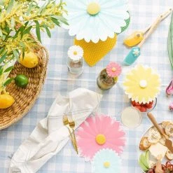 Charles Viancin Silicone Lid | 8" Daisy (Pink With White) 7 Charles Viancin Silicone Lid | 8" Daisy (Pink With White) -Stovetop Tea Kettles Shop daisy life 5 1