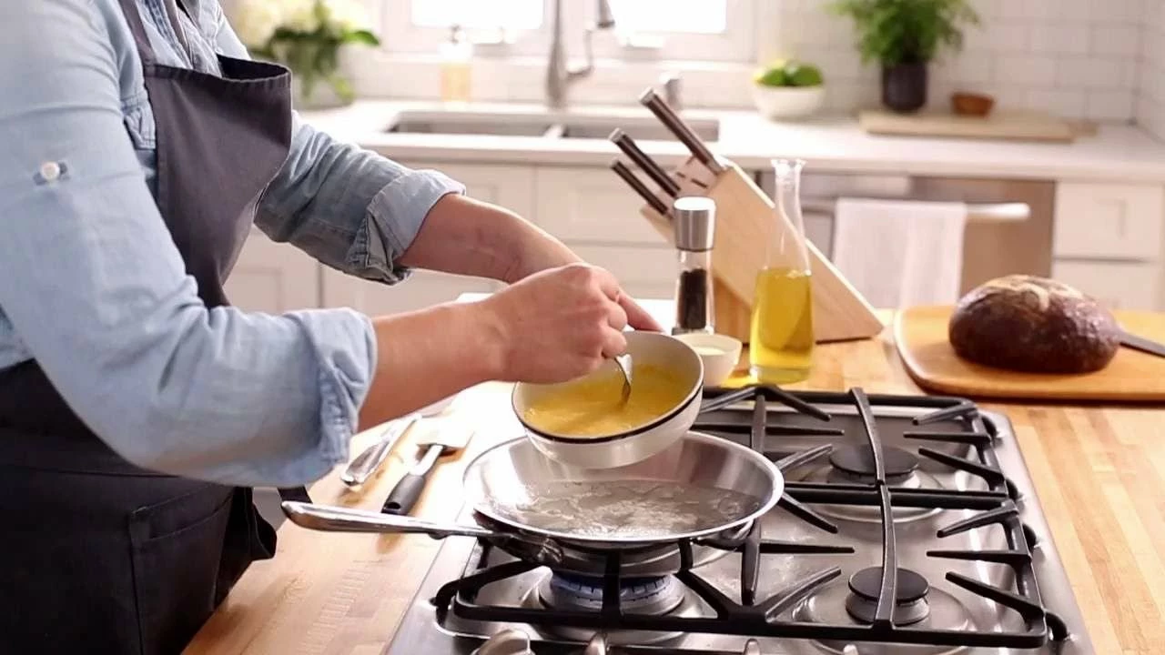 All-Clad Copper Core Stainless Steel Saucepan | 2 Qt. 9 All-Clad Copper Core Stainless Steel Saucepan | 2 Qt. - Image 9